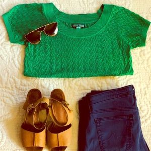 *Host pick! Capped sleeve green knit top